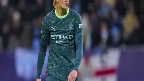 英冠战火燃起：雄狮主场迎战客军奇才，巅峰对决预览！